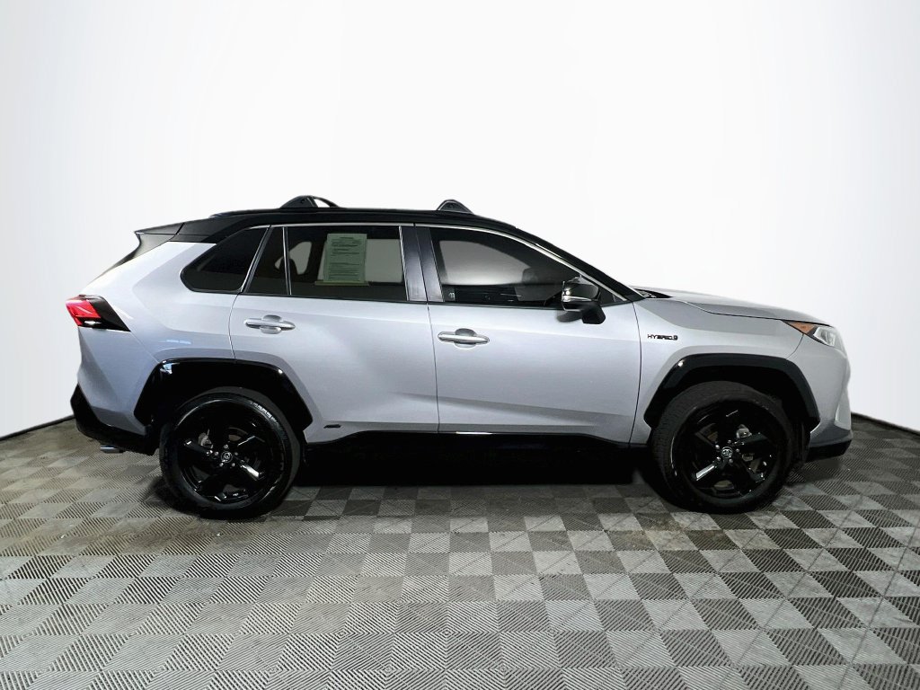 Used 2019 Toyota RAV4 XSE w/ XSE Weather Package AWD/4WD image 8