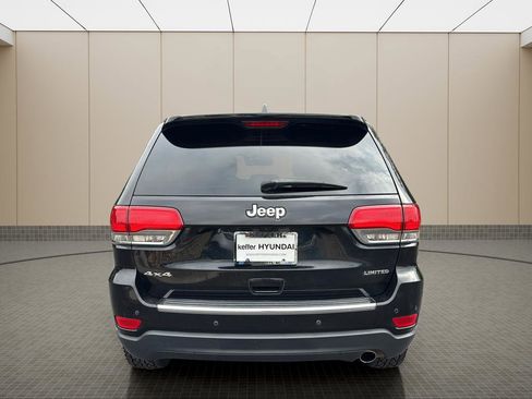 Used 2018 Jeep Grand Cherokee Limited AWD/4WD image 4
