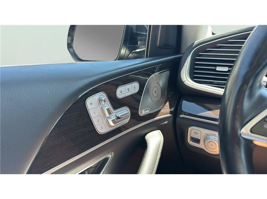 Used 2024 Mercedes-Benz GLS 450 4MATIC image 35