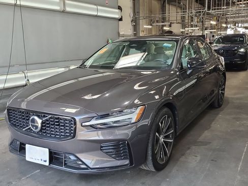Used 2023 Volvo S60 T8 Plus AWD/4WD image 1