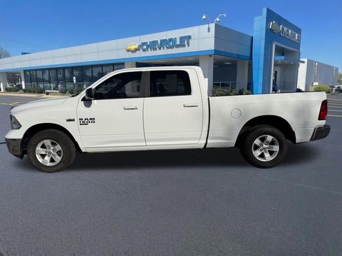 Used 2019 RAM 1500 Classic SLT image 4