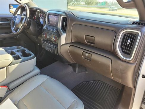 Used 2020 Chevrolet Silverado 1500 LTZ w/ Z71 Off-Road Package image 8