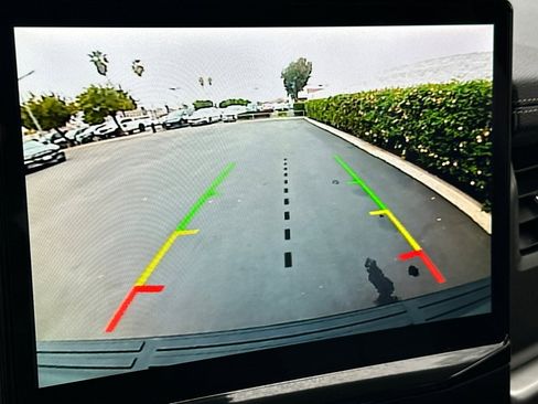 Used 2024 Ford Expedition Max XLT image 21