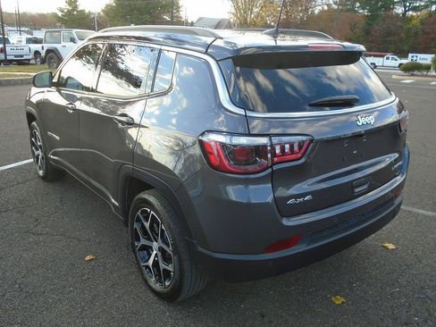 Certified 2024 Jeep Compass Limited w/ Sun and Sound Group image 3