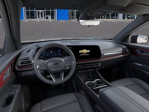 New 2026 Chevrolet Traverse Z71 w/ Driver Confidence Package AWD/4WD image 16