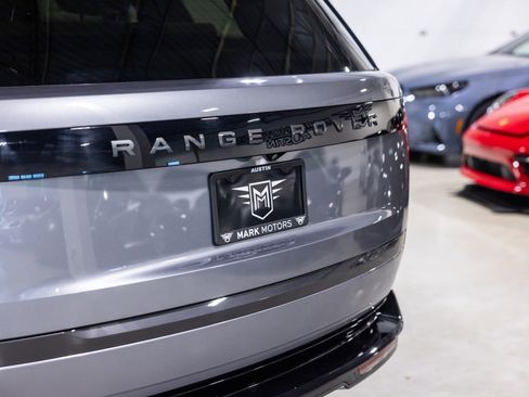 Used 2025 Land Rover Range Rover SE AWD/4WD image 15