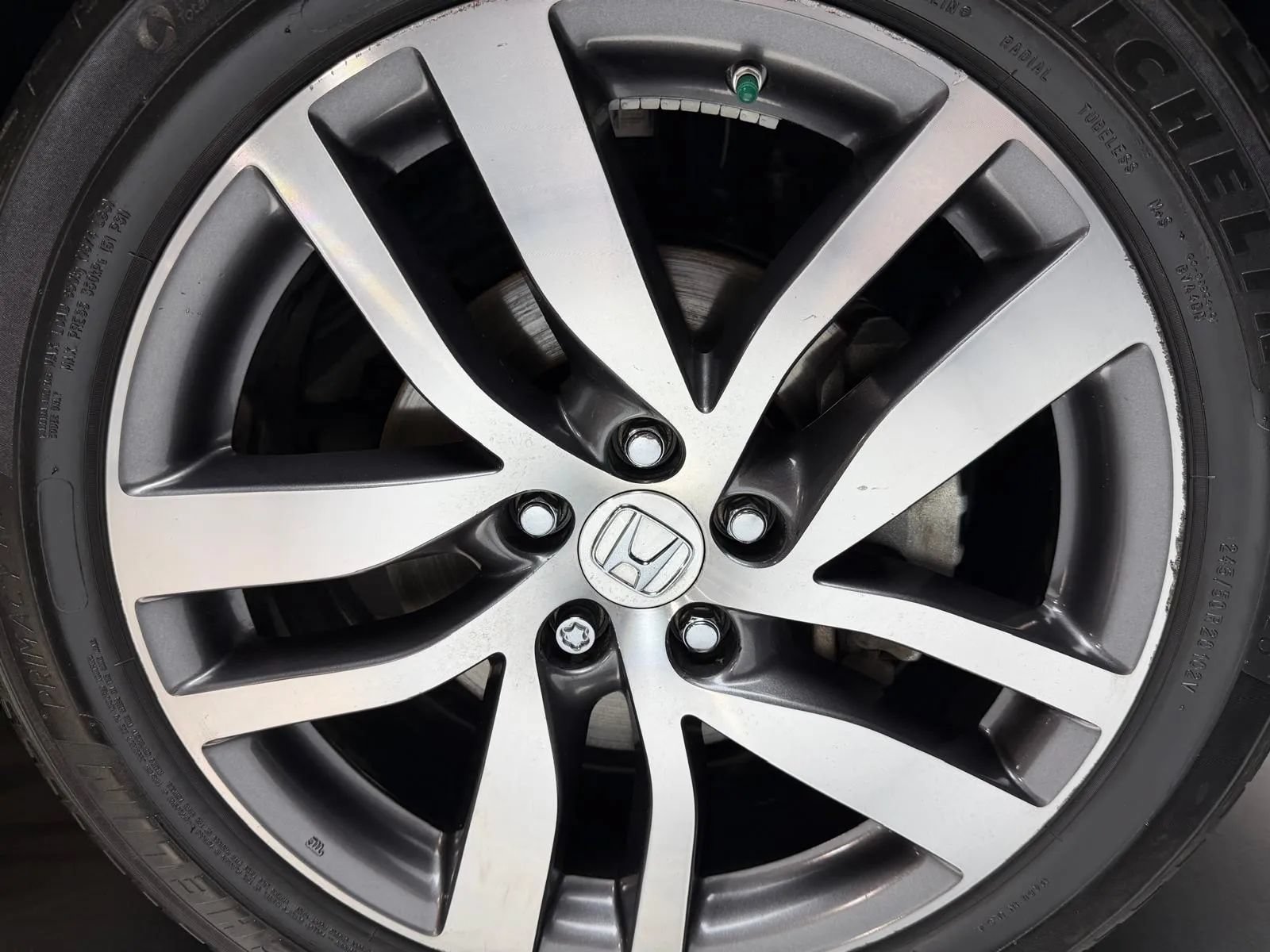 Used 2016 Honda Pilot Touring image 8