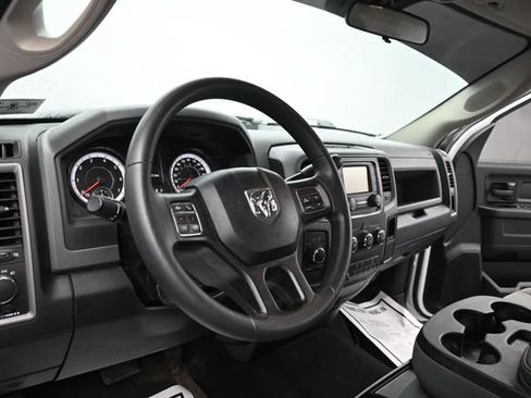 Used 2018 RAM 2500 Tradesman w/ Chrome Appearance Group AWD/4WD image 12