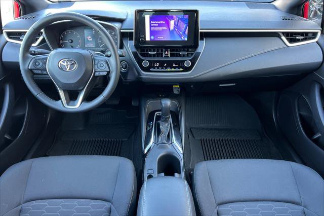 Certified 2025 Toyota Corolla SE w/ SE Package FWD image 3
