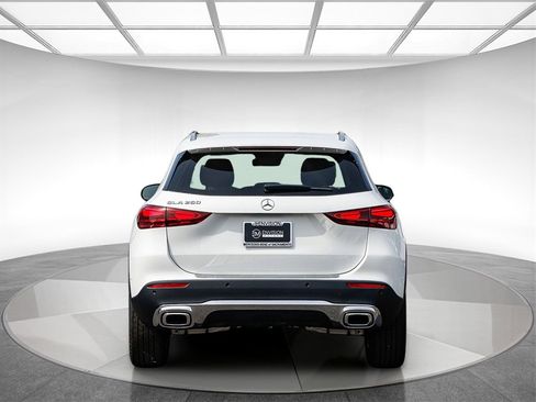 New 2025 Mercedes-Benz GLA 250 image 3