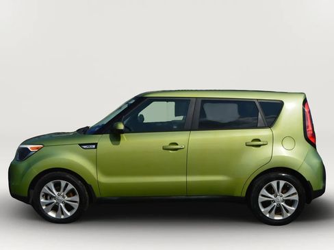Used 2015 Kia Soul + FWD image 5