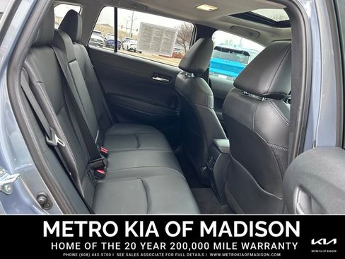 Used 2023 Toyota Corolla Cross XLE image 40