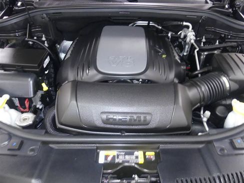 Used 2023 Dodge Durango R/T RWD image 35