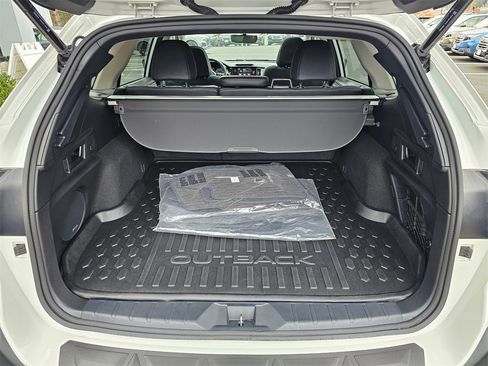 Certified 2023 Subaru Outback Limited image 14