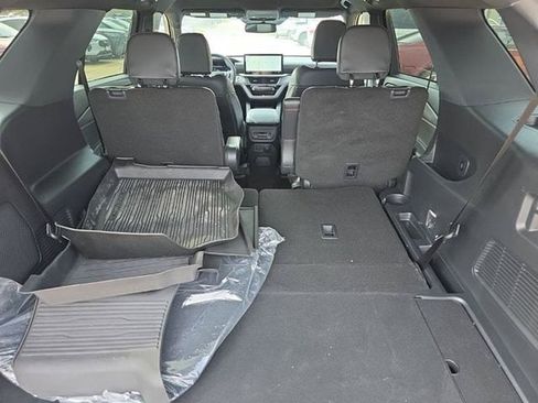 Used 2025 Ford Explorer ST AWD/4WD image 6