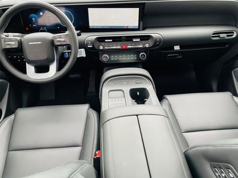 Used 2026 Hyundai Palisade Calligraphy FWD image 35