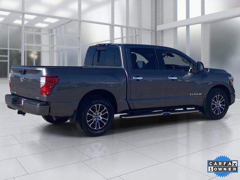 Certified 2021 Nissan Titan SV w/ SV Convenience Package image 6