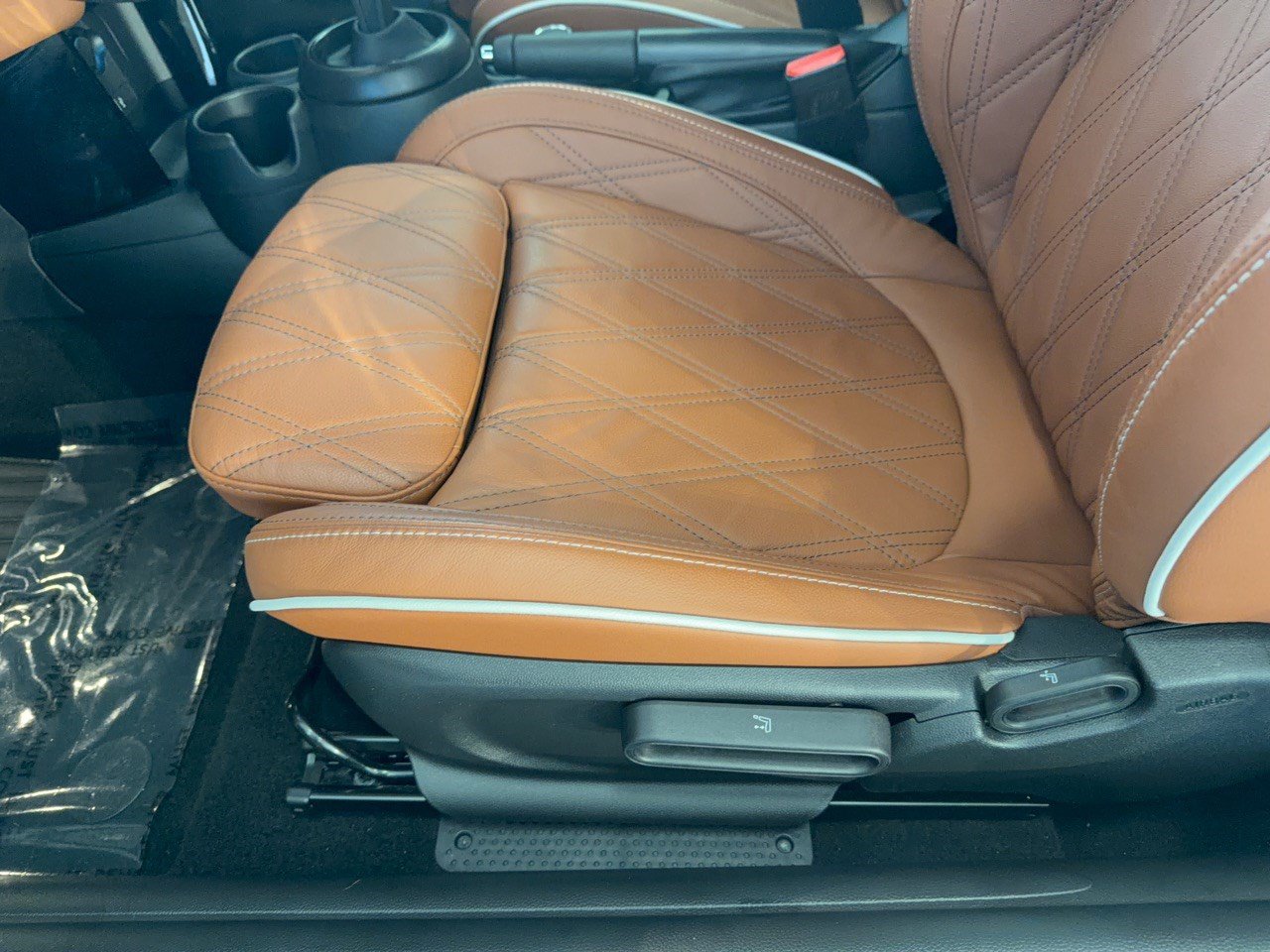 Certified 2024 MINI Cooper Convertible w/ Signature Upholstery Package FWD image 16