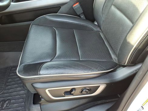 Used 2020 RAM 1500 Laramie AWD/4WD image 24