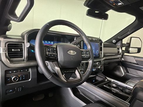 Used 2024 Ford F250 Platinum AWD/4WD image 16