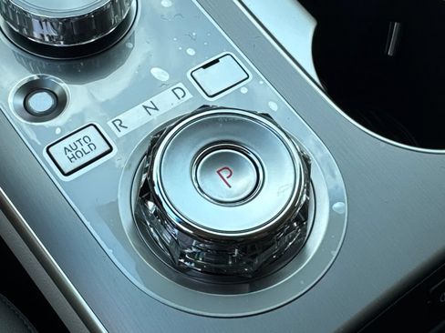 New 2026 Genesis GV70 2.5T Select AWD/4WD image 32