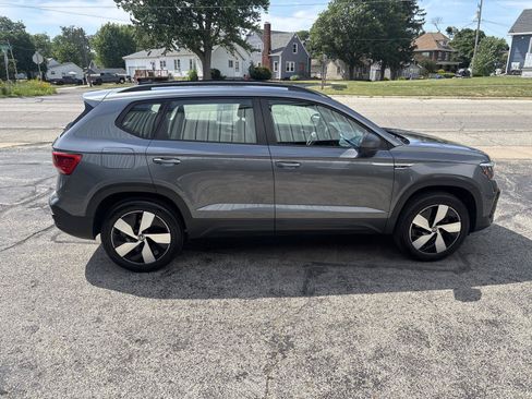 Used 2024 Volkswagen Taos S AWD/4WD image 10