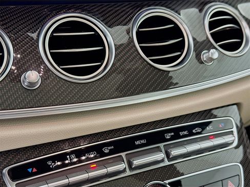 Used 2019 Mercedes-Benz E 63 AMG S image 17