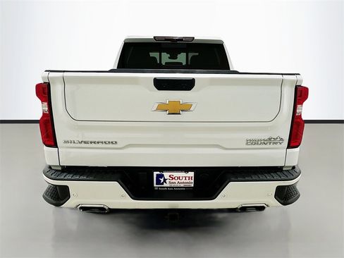 Used 2024 Chevrolet Silverado 1500 High Country w/ Technology Package image 6