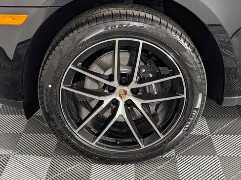 New 2026 Porsche Macan image 11