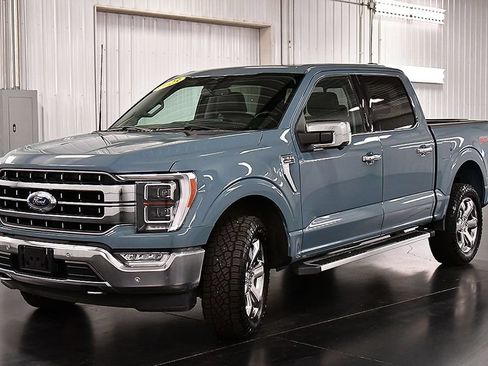 Used 2023 Ford F150 Lariat w/ Equipment Group 502A High AWD/4WD image 3