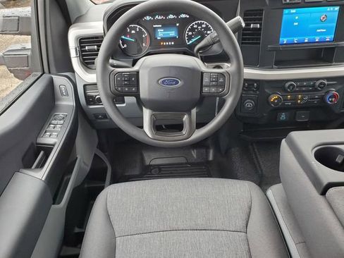 New 2024 Ford F350 XL w/ 360-Degree Camera Package RWD image 24