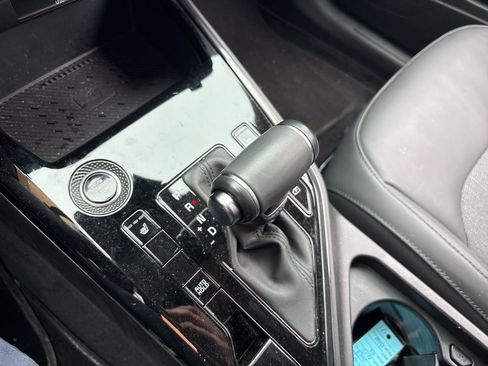 Certified 2024 Kia Niro EX FWD image 21