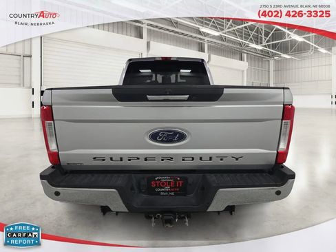 Used 2018 Ford F250 Lariat w/ Lariat Value Package image 4