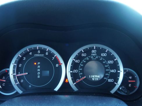 Used 2011 Acura TSX Sedan image 6