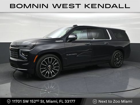 Used 2026 Chevrolet Suburban High Country AWD/4WD image 1