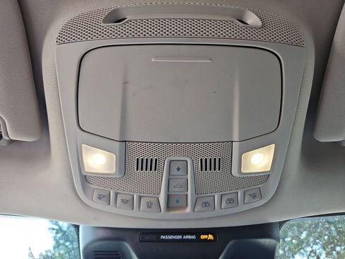 Used 2024 Ford Expedition Limited image 21