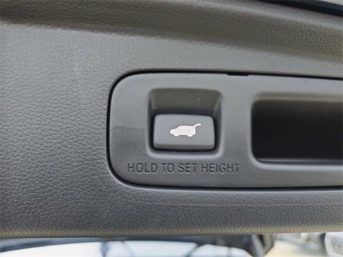 Used 2023 Honda CR-V EX-L image 16