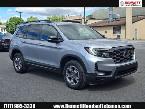 Used 2023 Honda Passport TrailSport image 1