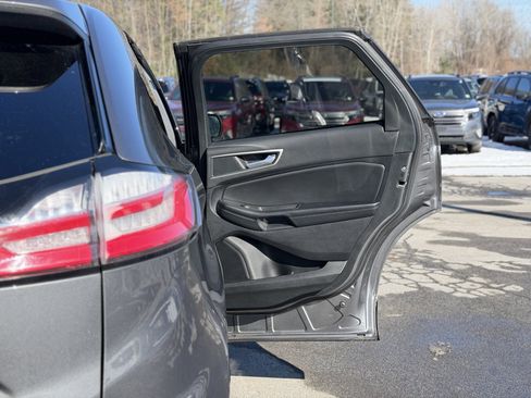 Used 2023 Ford Edge SEL image 28
