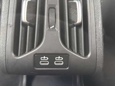 Used 2025 BMW X1 xDrive28i AWD/4WD image 13