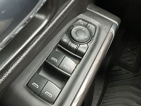 Used 2022 Chevrolet Silverado 3500 LTZ w/ LTZ Plus Package image 18