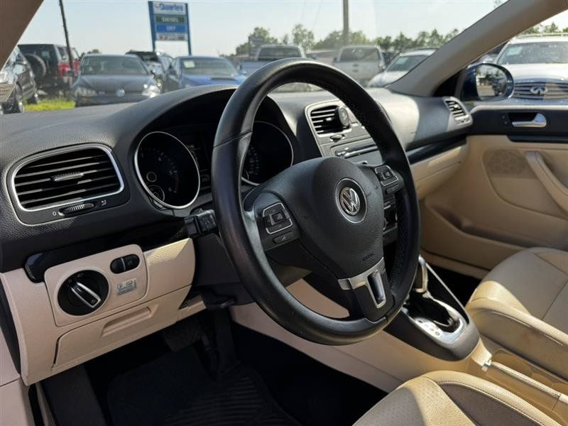 Used 2014 Volkswagen Jetta TDI FWD image 19