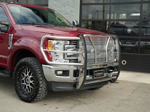 Used 2017 Ford F250 Lariat w/ Lariat Ultimate Package image 22