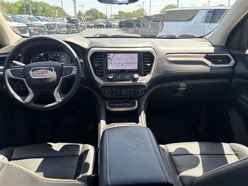 Used 2023 GMC Acadia Denali w/ Denali Technology Package AWD/4WD image 21