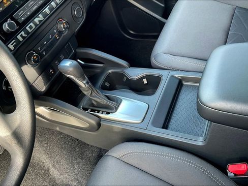 New 2025 Nissan Frontier SV image 12