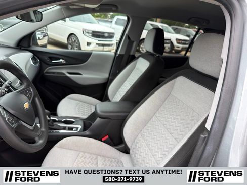 Used 2023 Chevrolet Equinox LT FWD image 14