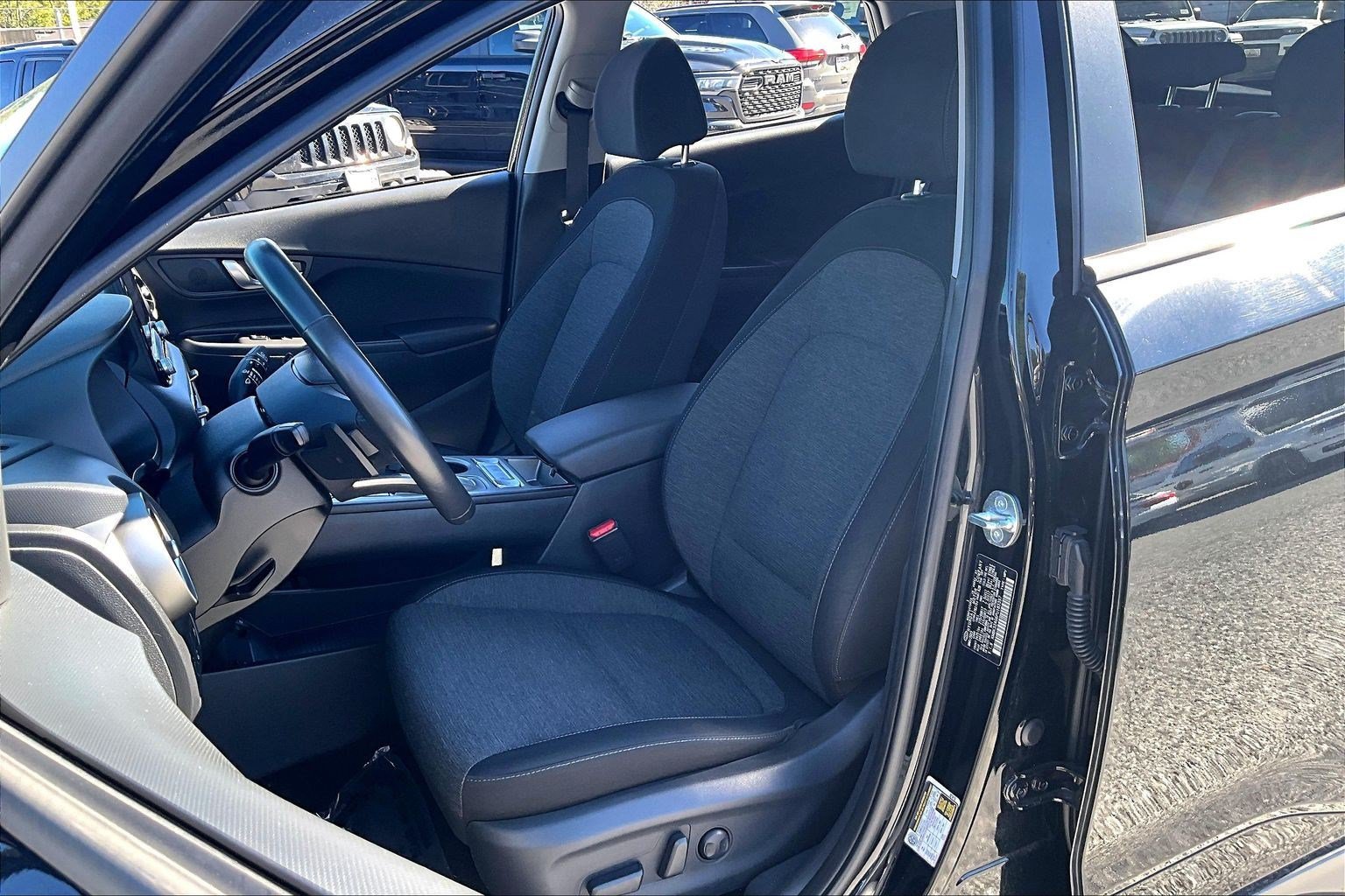 Used 2023 Hyundai Kona SEL FWD image 20