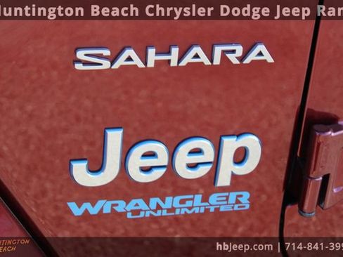 Used 2021 Jeep Wrangler Unlimited Sahara image 9