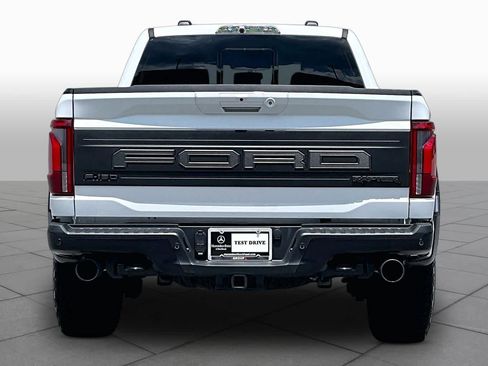 Used 2025 Ford F150 Raptor AWD/4WD image 9