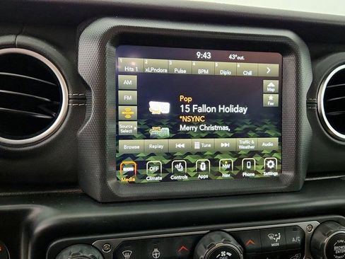 Used 2021 Jeep Wrangler Unlimited Sahara w/ Cold Weather Group image 18